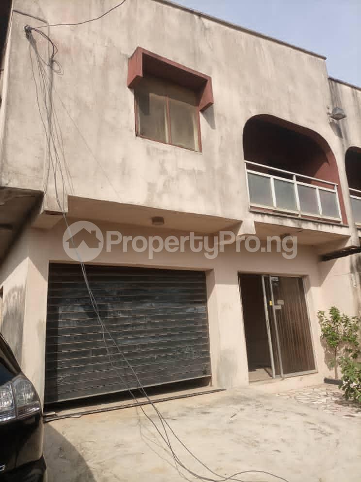 5 bedroom House for sale Chris Idown Street Axis Ejigbo Lagos