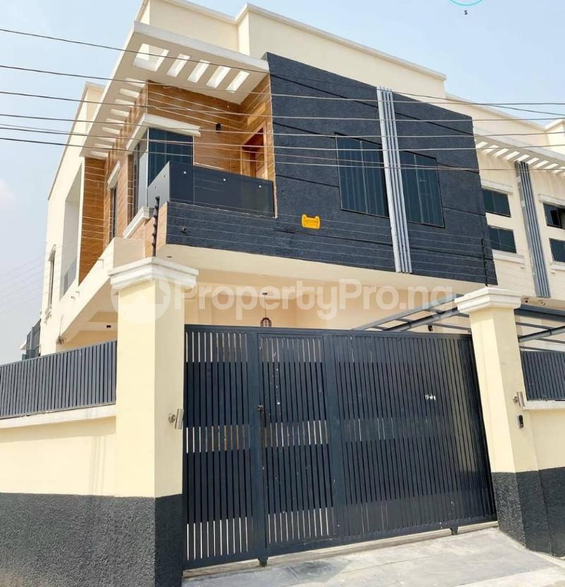 4 bedroom House for sale chevron Lekki Lagos