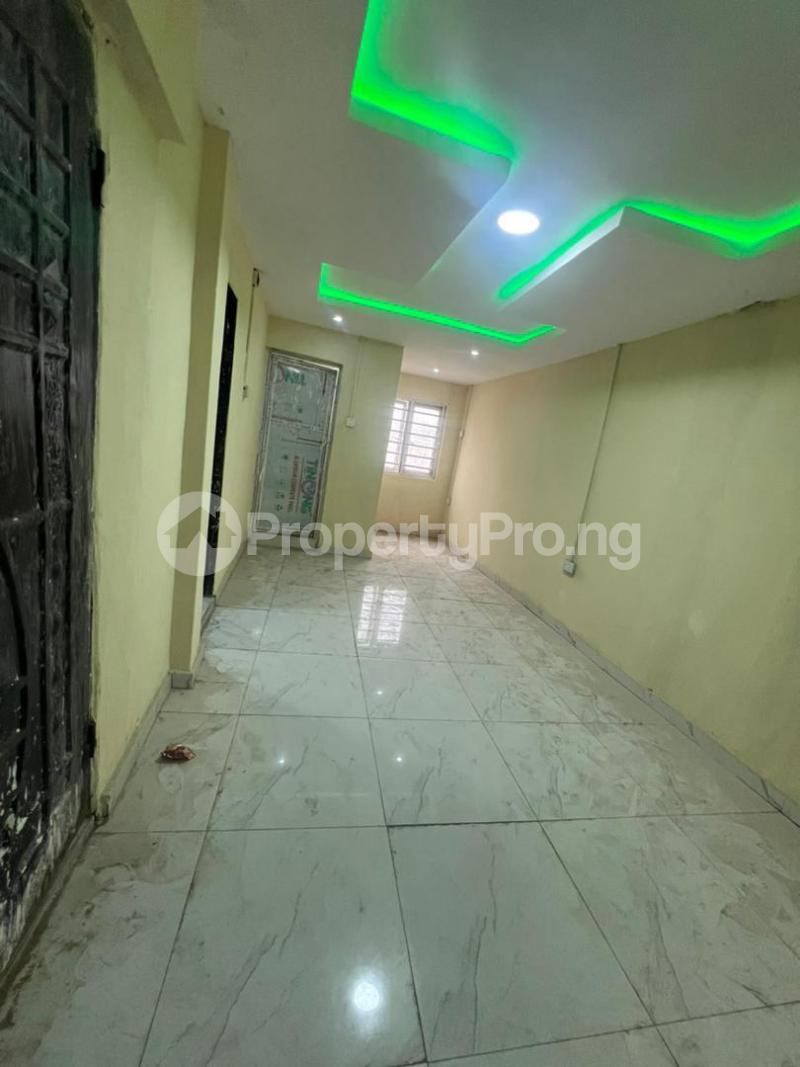 2 bedroom Flat / Apartment for rent Ilupeju Lagos