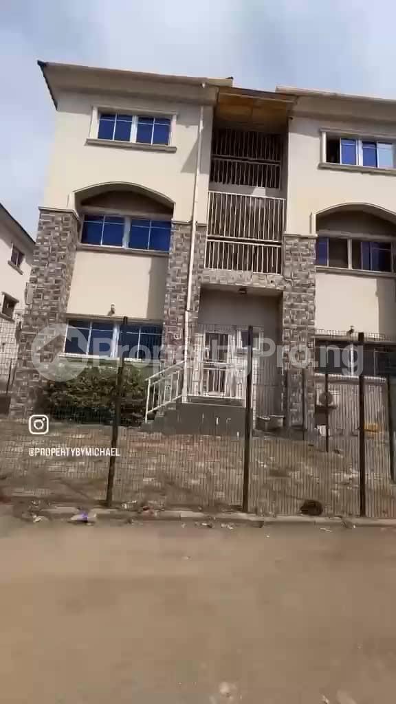 4 bedroom House for sale Karmo Abuja