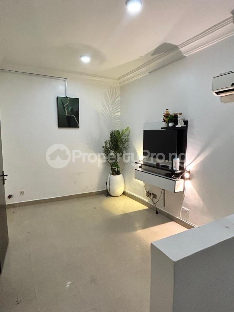 2 bedroom House for rent Lekki Phase 1 Lekki Lagos