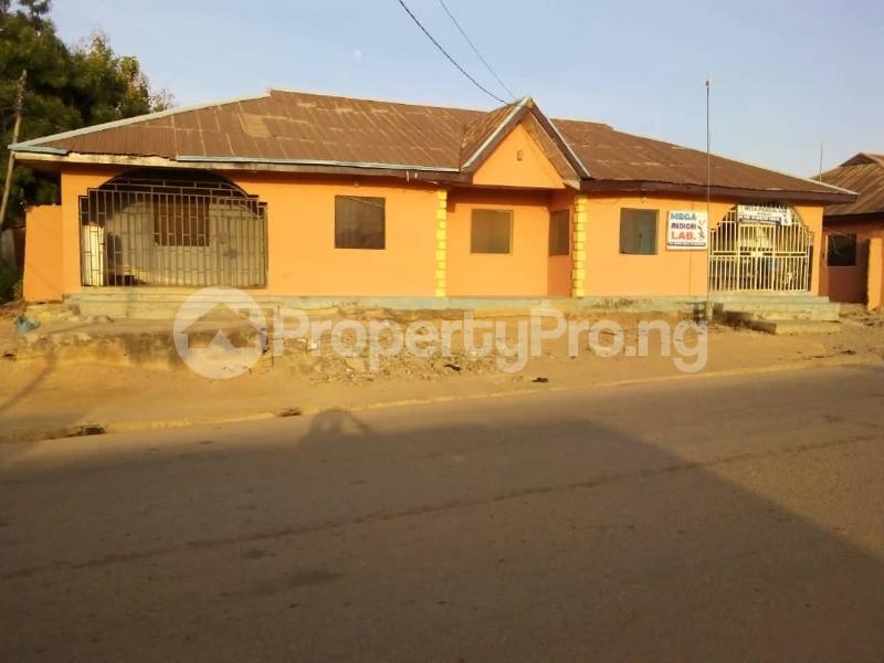 3 bedroom Flat / Apartment for sale Opposite Old Obas House Karu Nassarawa