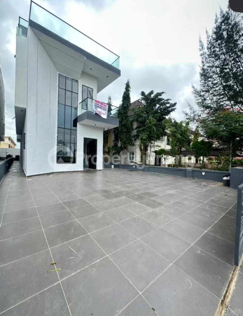 6 bedroom House for sale Orchid Lekki Lagos