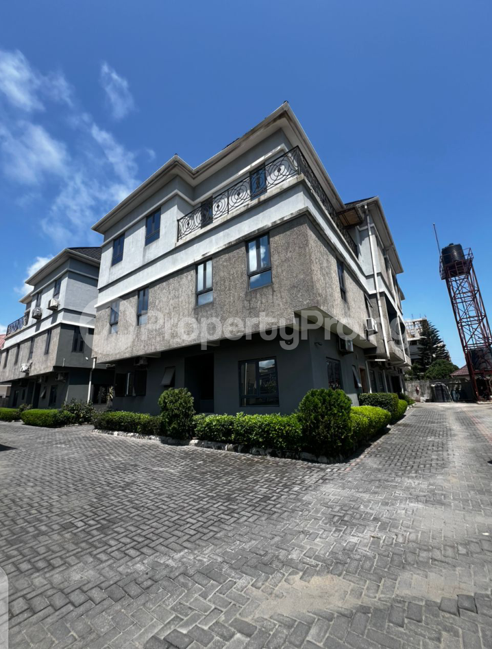 3 bedroom Flat / Apartment for rent Lekki Right Lekki Phase 1 Lekki Lagos