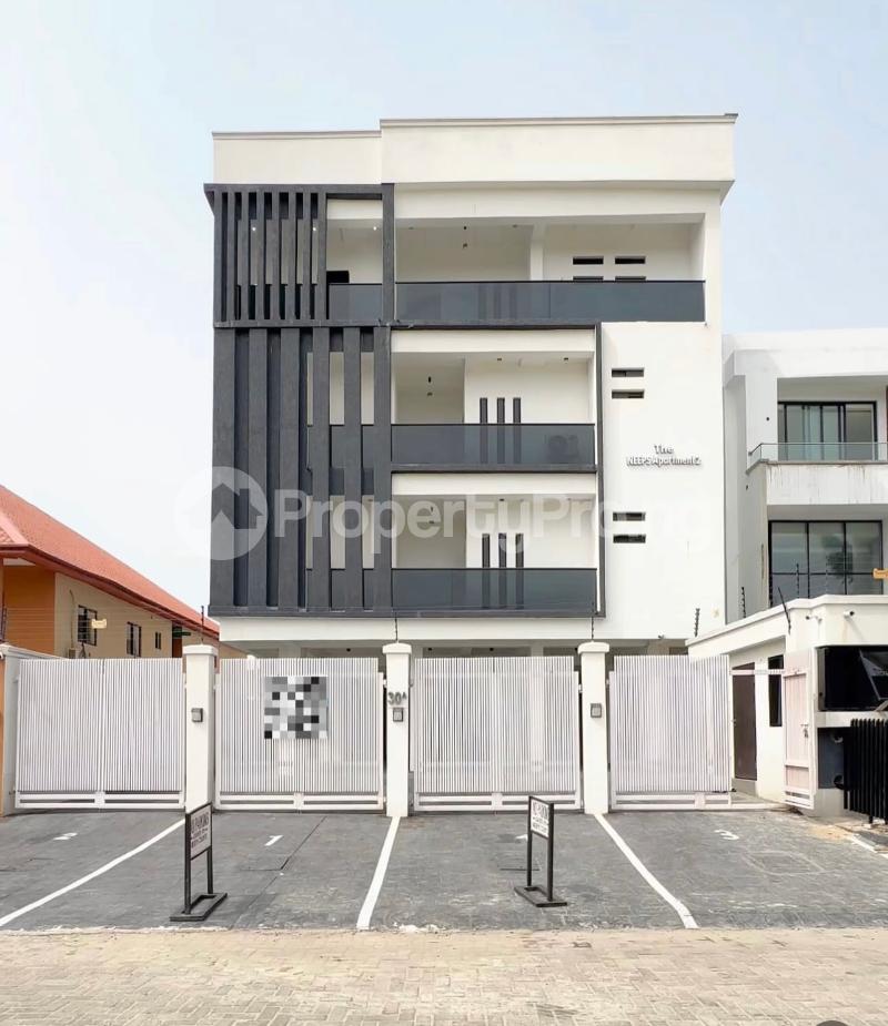 3 bedroom Flat / Apartment for sale Admiralty Way Lekki Phase 1 Lekki Lagos