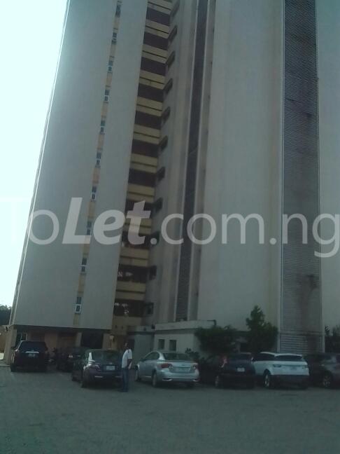 2 bedroom Flat / Apartment for sale Eric Moore Height Estate Off Bode Thomas Road Bode Thomas Surulere Lagos