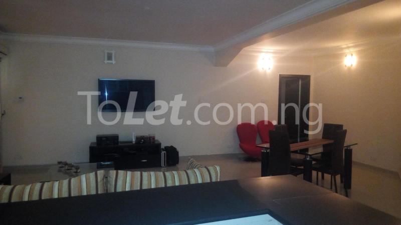 1 bedroom Flat / Apartment for rent Off Palace Road Lagos