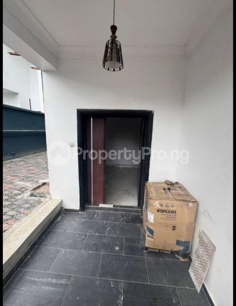 1 bedroom Flat / Apartment for rent Ikate Lekki Lagos State. Ikate Lekki Lagos - 1
