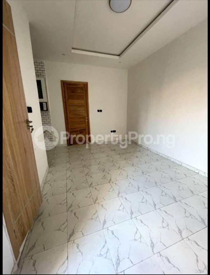 1 bedroom Flat / Apartment for rent Off Alpha Beach Road, Igbo-efon Lekki Lagos