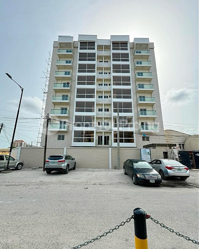 2 bedroom House for sale Victoria Island Lagos