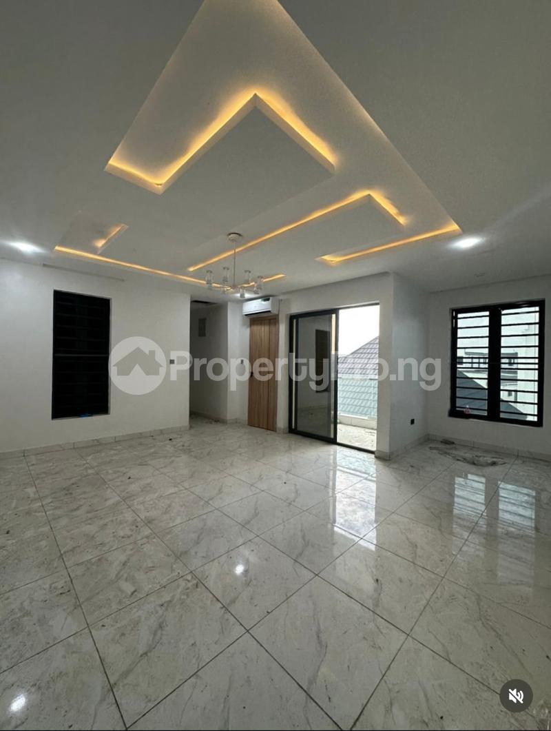 2 bedroom Flat / Apartment for rent Ologolo Lekki Lagos