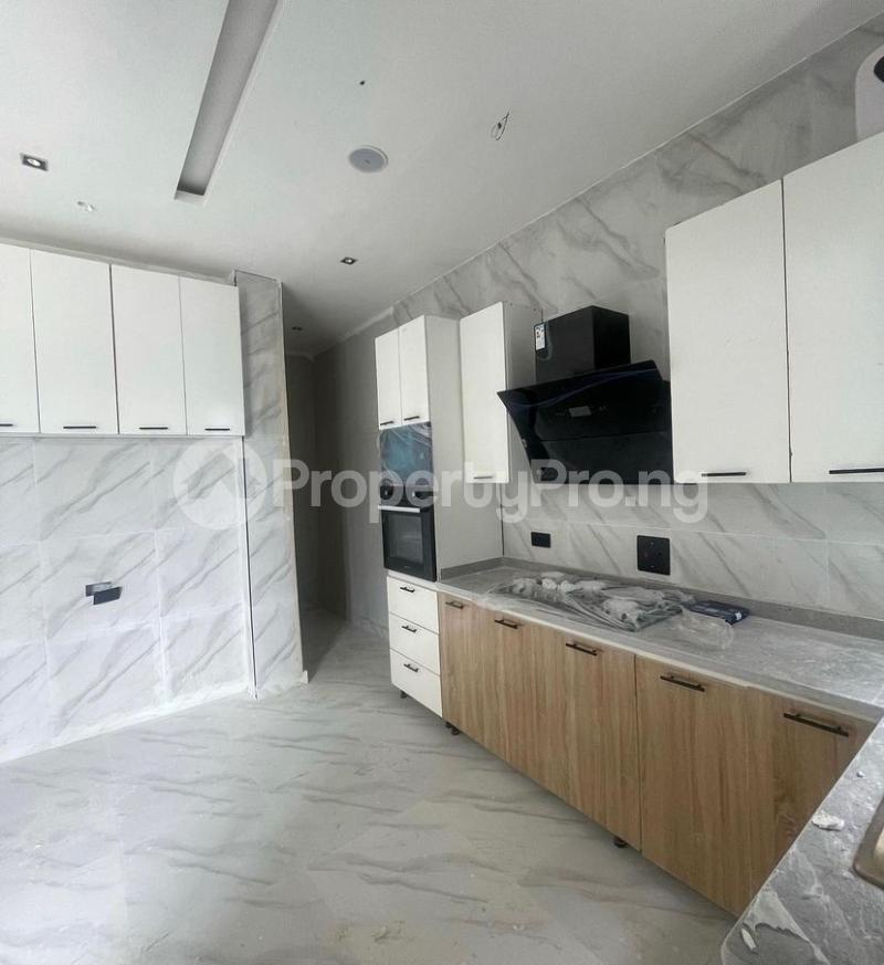 2 bedroom House for rent Ologolo Lekki Lagos