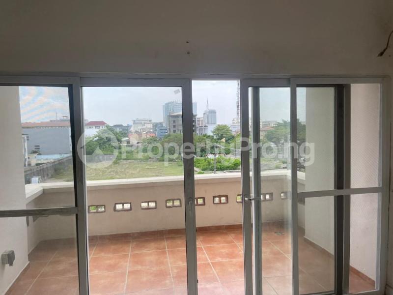 2 bedroom Flat / Apartment for rent Dideolu Estate, Oniru Victoria Island Lagos State. ONIRU Victoria Island Lagos