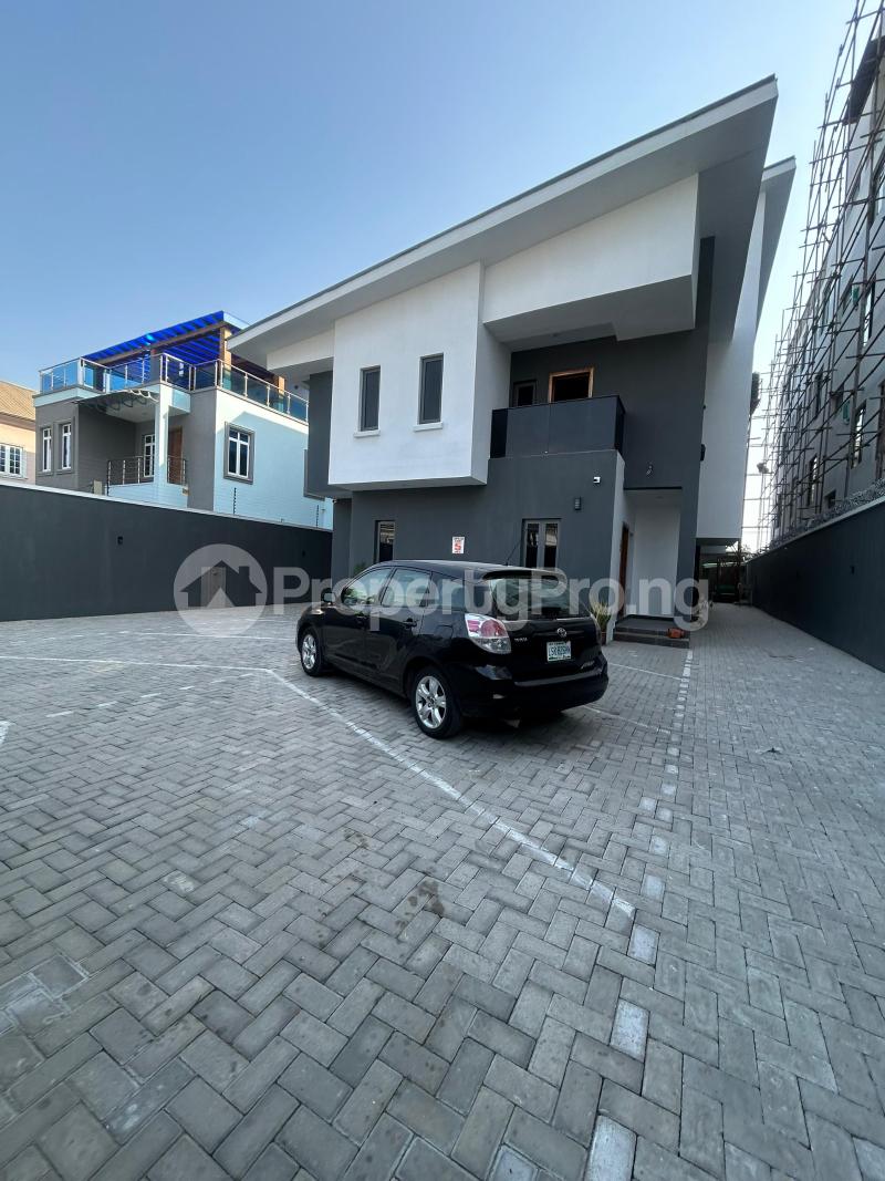 2 bedroom Flat / Apartment for rent Oniru Estate , Victoria Island Lagos State. ONIRU Victoria Island Lagos