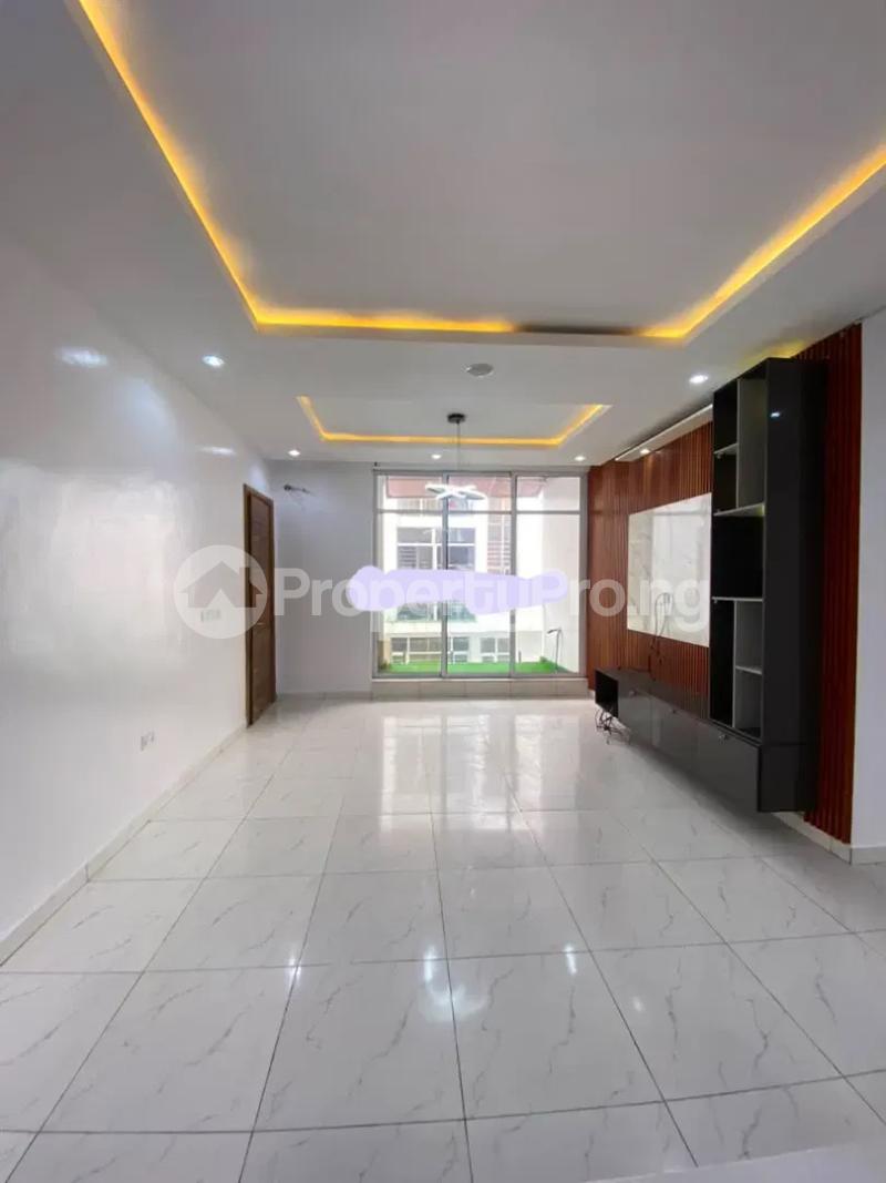 2 bedroom Flat / Apartment for rent Ologolo Lekki Lagos