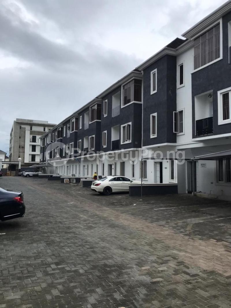 2 bedroom House for rent Ikate Lekki Lagos