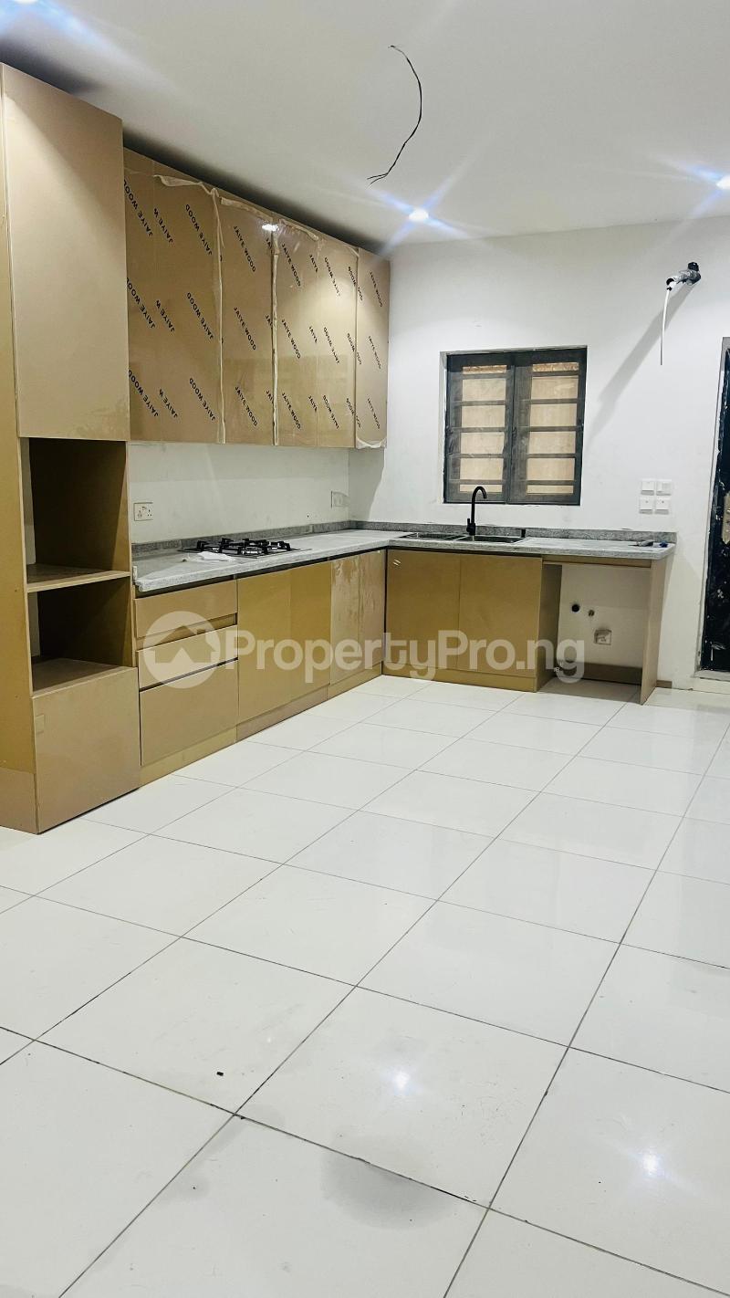 2 bedroom Flat / Apartment for sale Ologolo Lekki Lagos