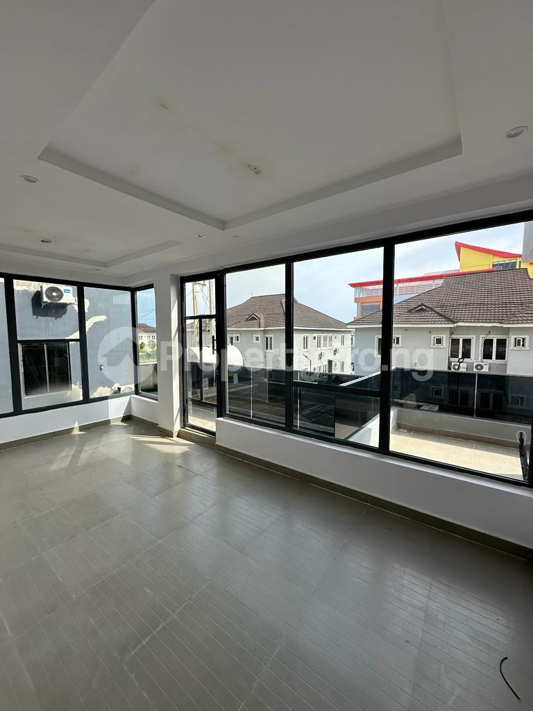 2 bedroom House for rent Osapa london Lekki Lagos
