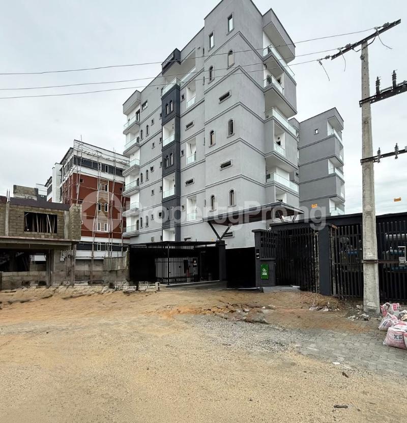 2 bedroom House for rent Lekki Phase 1 Lekki Lagos