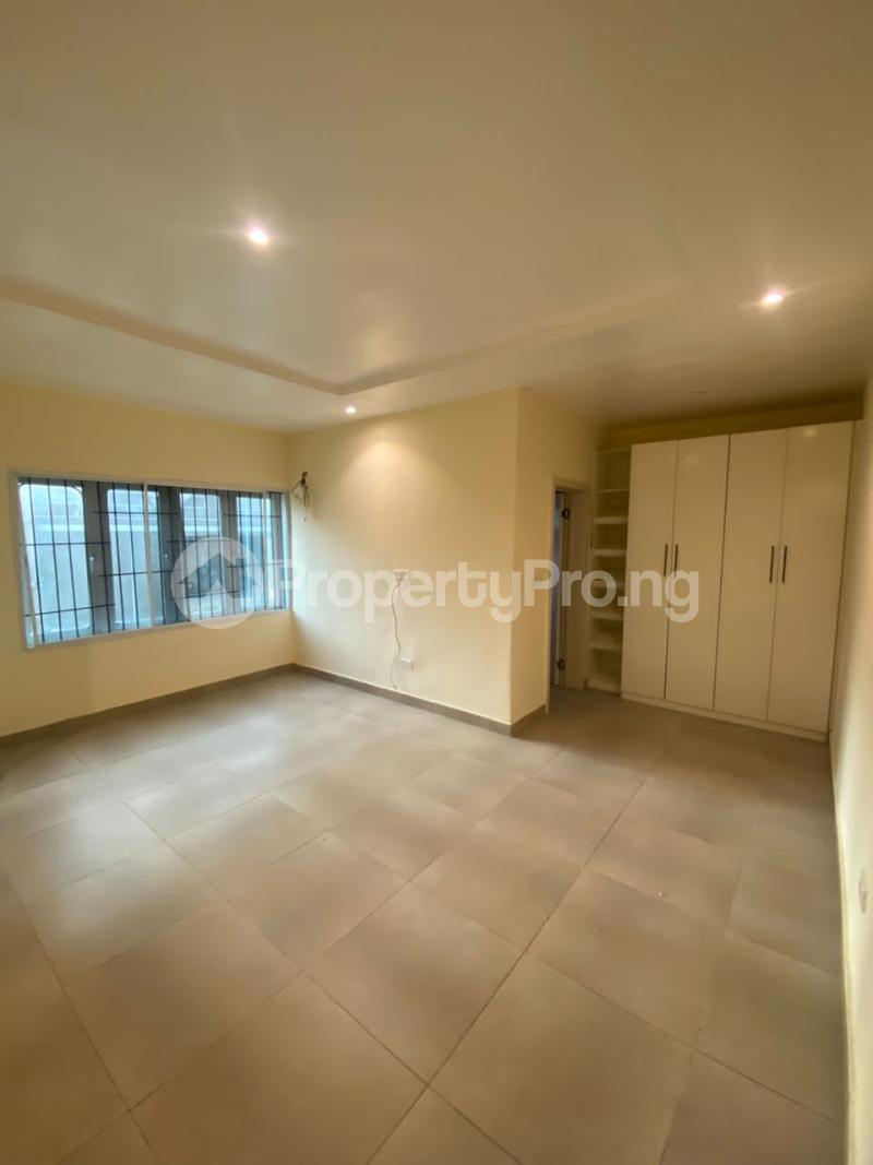 2 bedroom House for rent Ikate Lekki,lagos. Ikate Lekki Lagos