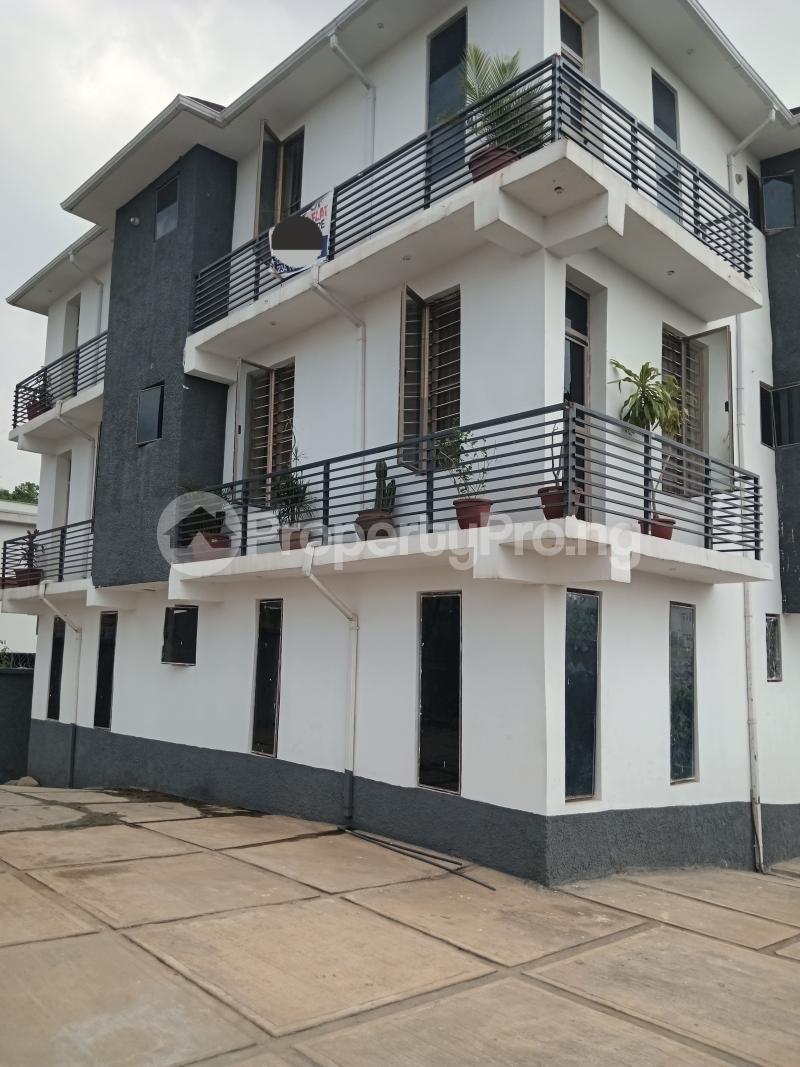 3 bedroom Flat / Apartment for rent Guzape District Abuja (video Of The House Is Attached) Guzape Abuja