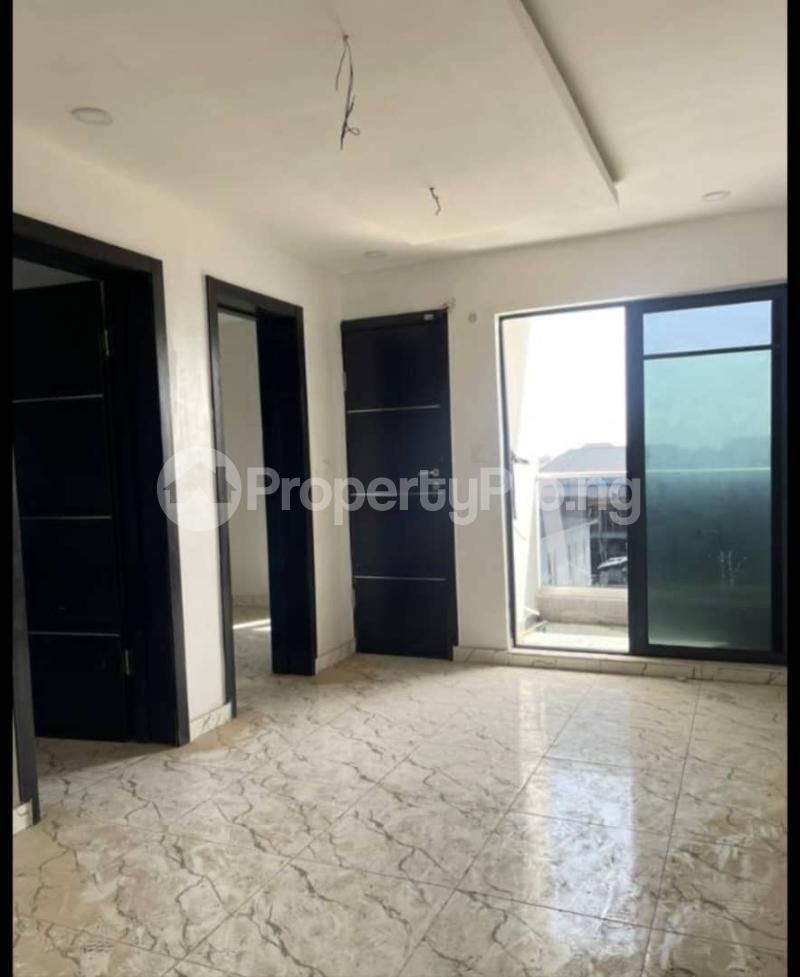 2 bedroom House for rent Ologolo Lekki Lagos