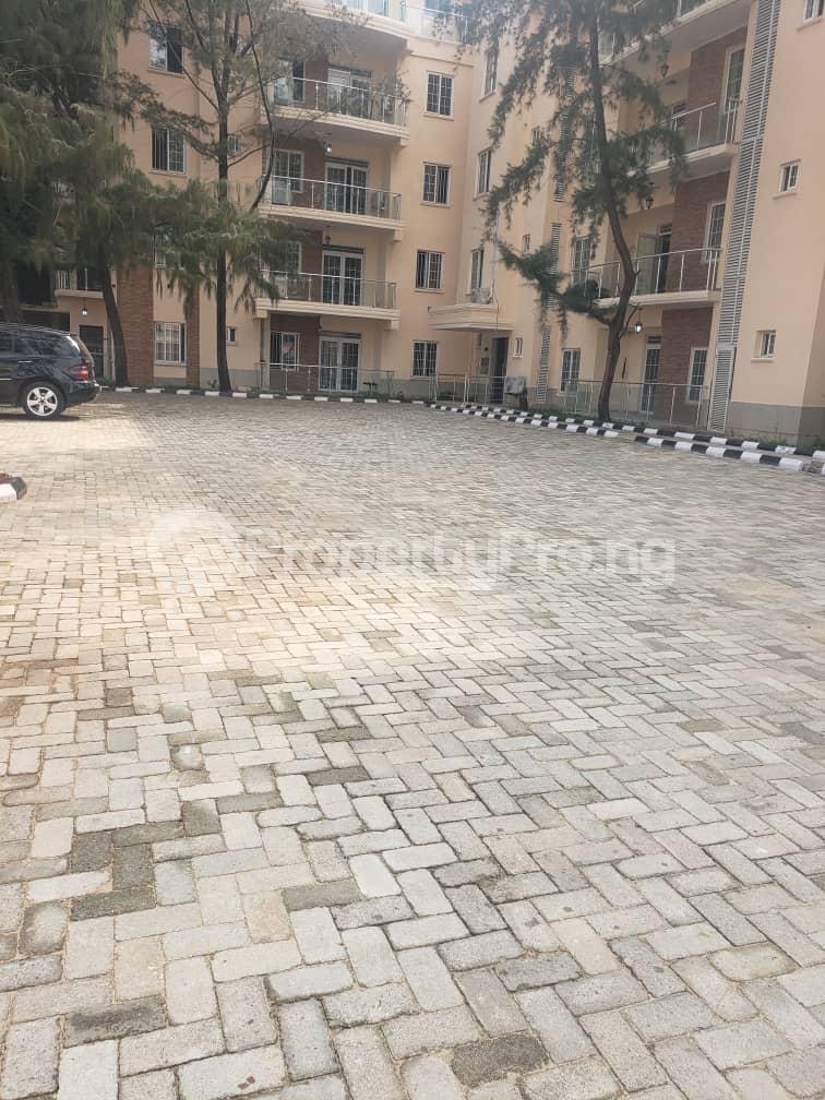3 bedroom Flat / Apartment for rent ONIRU Victoria Island Lagos