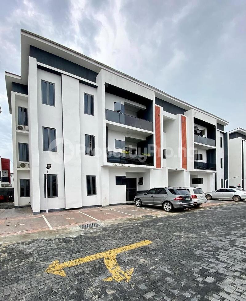 3 bedroom Flat / Apartment for rent  Ologolo Lekki Lagos