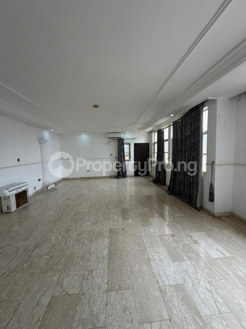 3 bedroom Flat / Apartment for rent Maitama Abuja