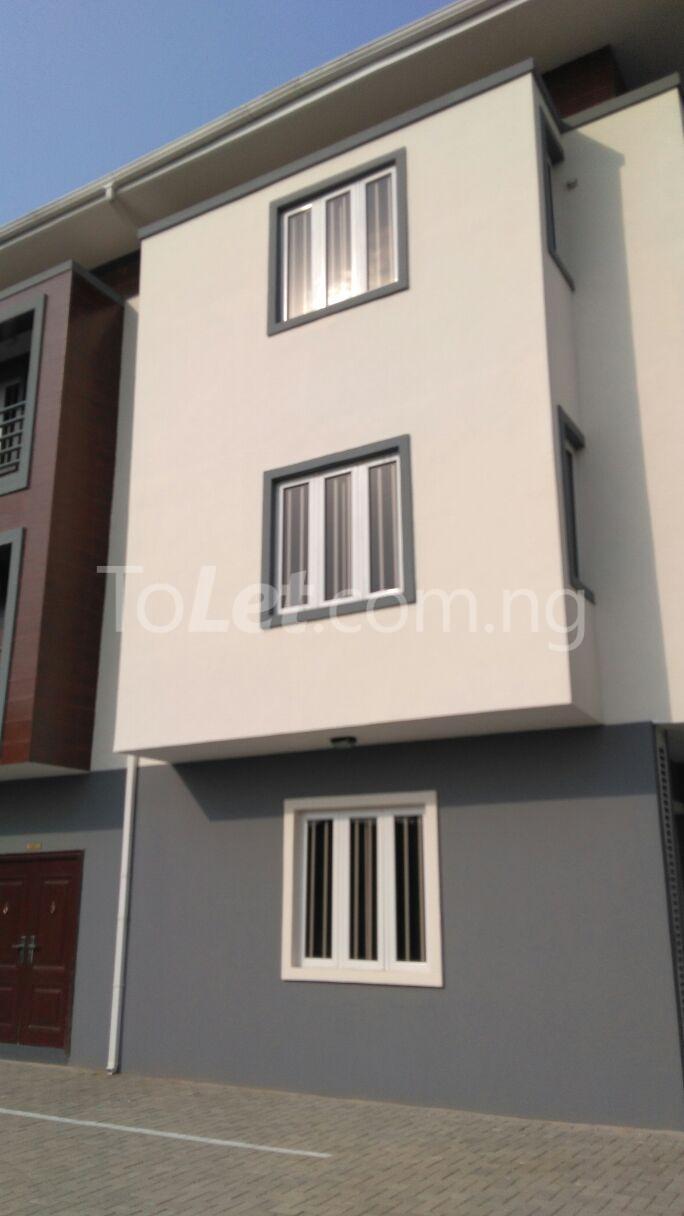 3 bedroom Flat / Apartment for rent Adeniran Ogunsanya Lagos