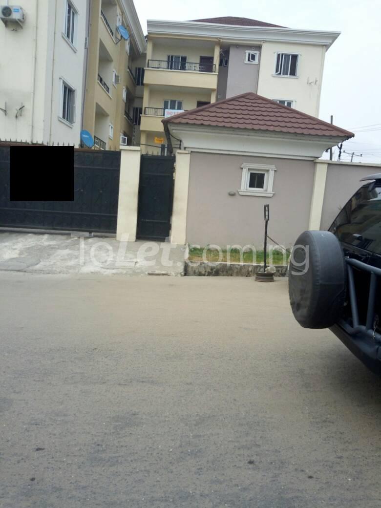 3 bedroom Flat / Apartment for rent 4, Alara Street Onike Yaba Lagos