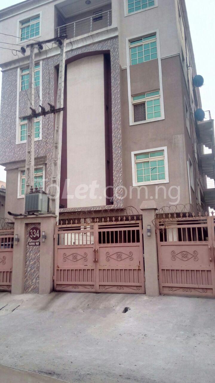 3 bedroom Flat / Apartment for rent Sabo Sabo Yaba Lagos