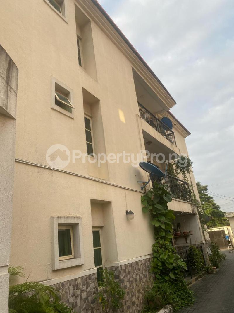 3 bedroom Flat / Apartment for rent Gra Ikeja, Ikeja, Lagos Ikeja Lagos