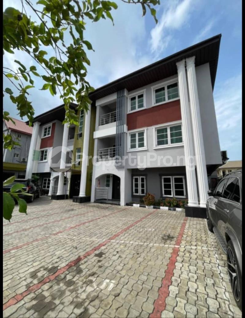 3 bedroom Flat / Apartment for rent Lekki Phase 1 Lekki Lagos