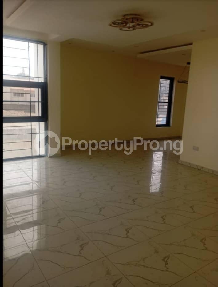 3 bedroom House for rent  Lekki Phase 1 Lekki Lagos