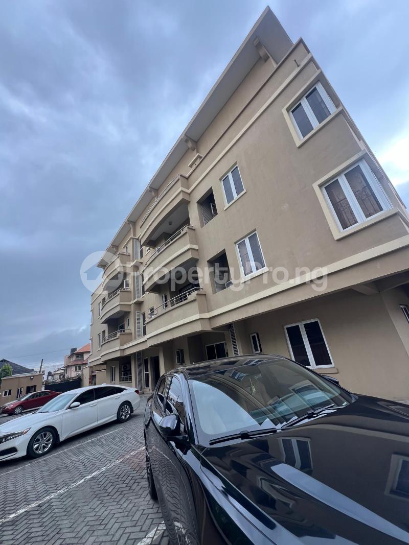 3 bedroom Flat / Apartment for rent Lekki Phase 1 Lekki Lagos - 0