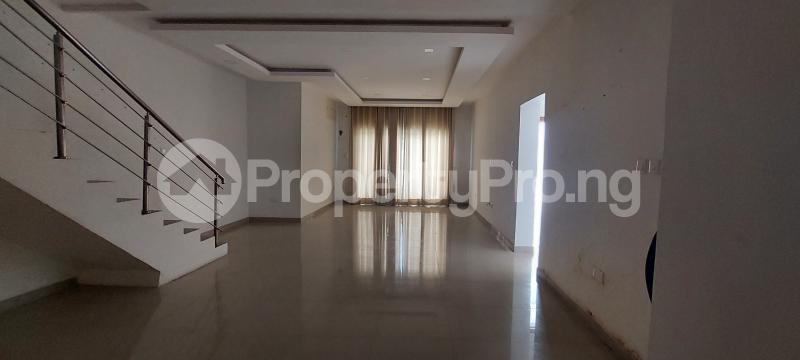 3 bedroom House for rent Oceanbay Estate Lafiaji, Off Orchid Hotel Road chevron Lekki Lagos