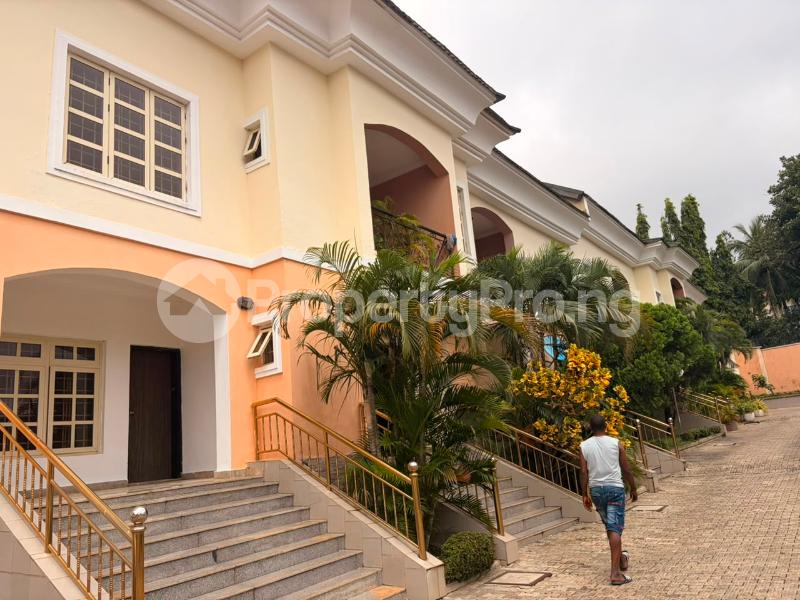 3 bedroom House for rent Close To Aso Rock Presidential Villa Asokoro Abuja