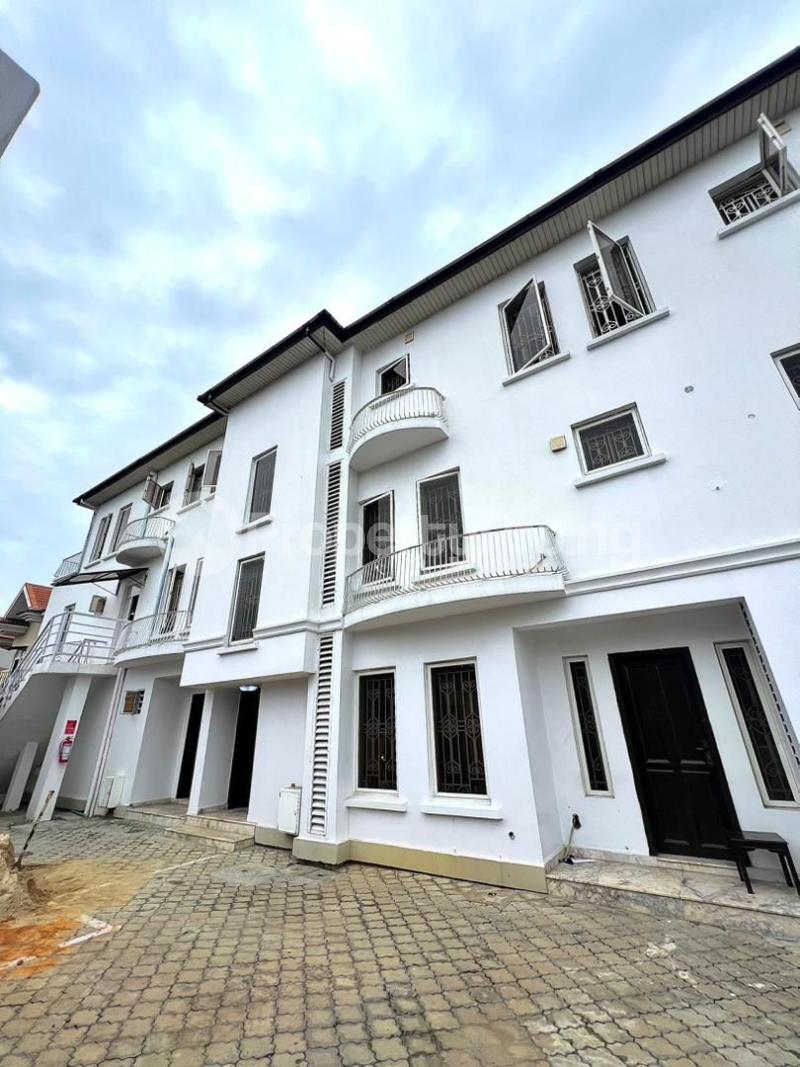 3 bedroom Flat / Apartment for rent Lekki Phase 1, Lekki, Lagos Lekki Phase 1 Lekki Lagos