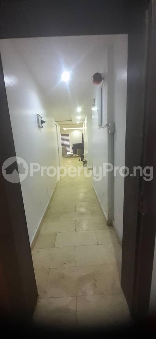 3 bedroom Flat / Apartment for rent  ONIRU Victoria Island Lagos