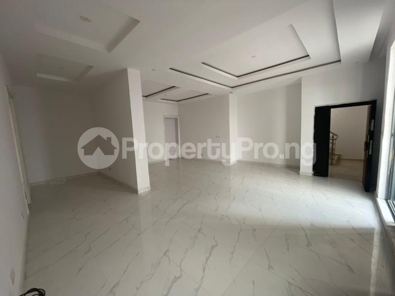 3 bedroom Flat / Apartment for rent  ONIRU Victoria Island Lagos