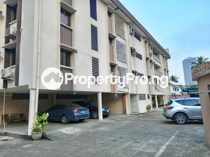 4 bedroom Flat / Apartment for rent Victoria Island Lagos