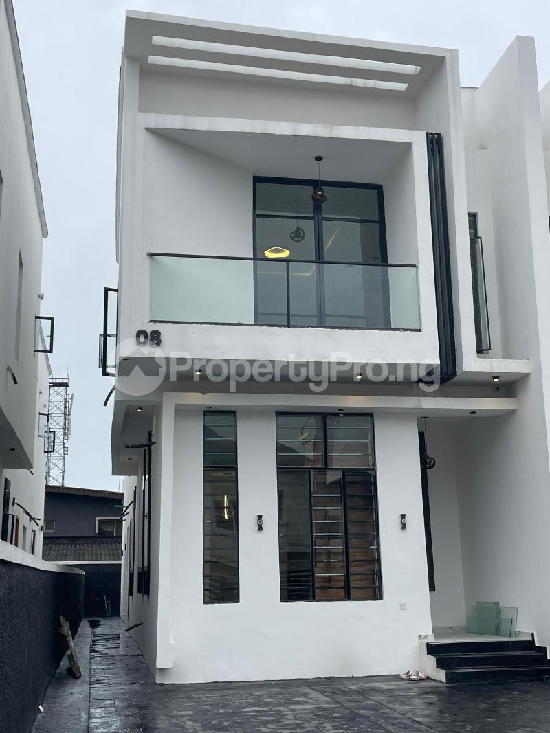 4 bedroom House for rent Idado Estate,lekki Lagos State. Idado Lekki Lagos
