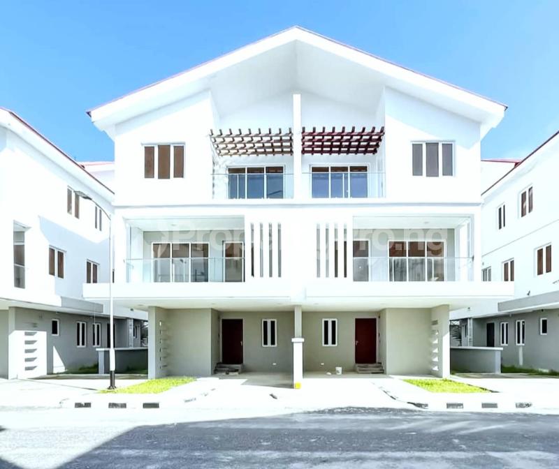 4 bedroom House for sale chevron Lekki Lagos