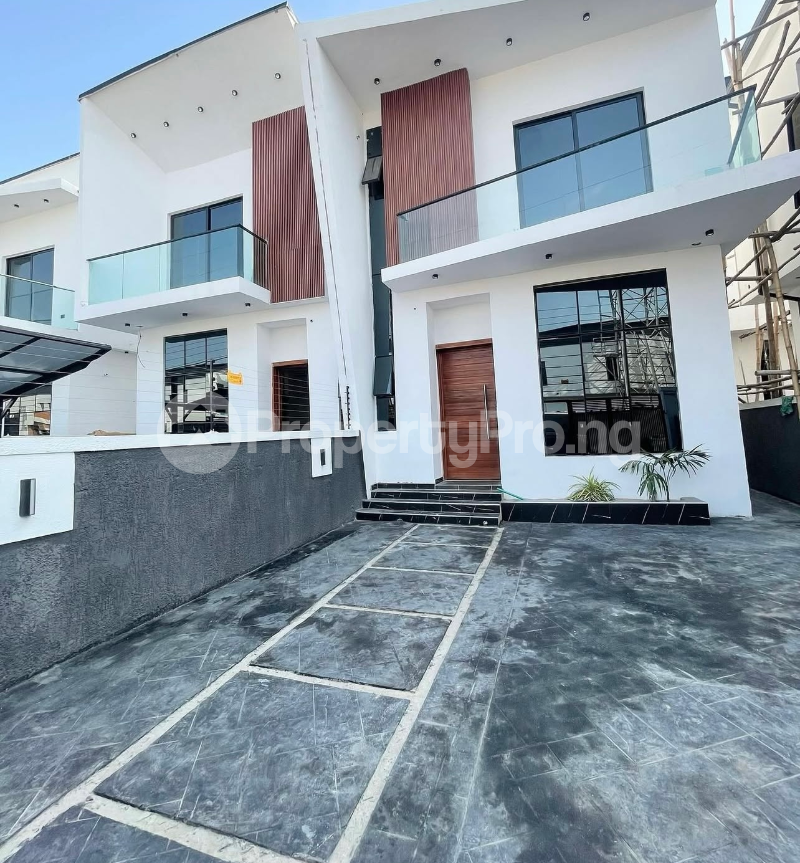 4 bedroom House for rent Ikota Lekki Lagos