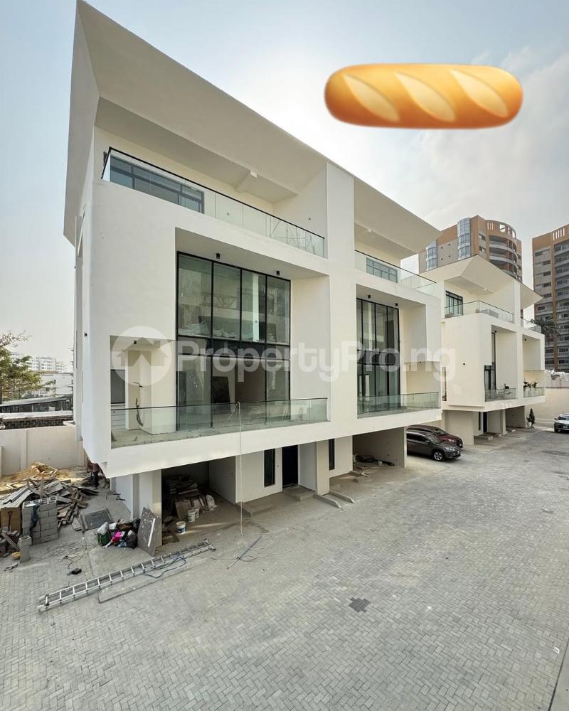 4 bedroom House for sale Ikoyi Lagos