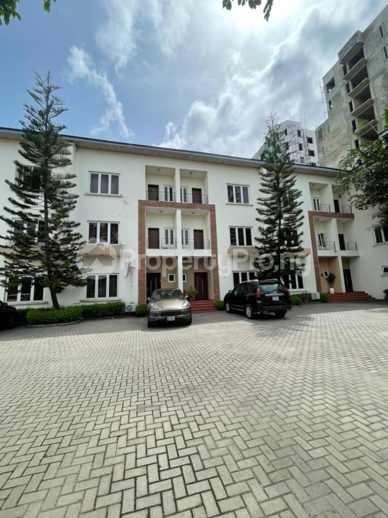4 bedroom Flat / Apartment for rent Lekki Phase 1 Lekki Lagos - 19