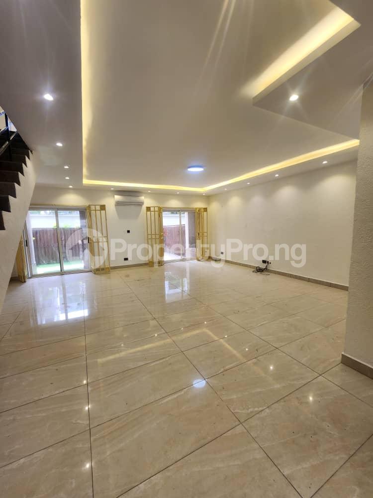 4 bedroom House for rent Ikoyi Lagos
