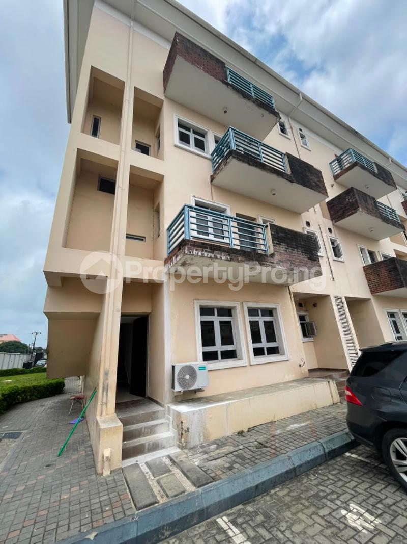 4 bedroom House for rent Ologolo Lekki Ologolo Lekki Lagos