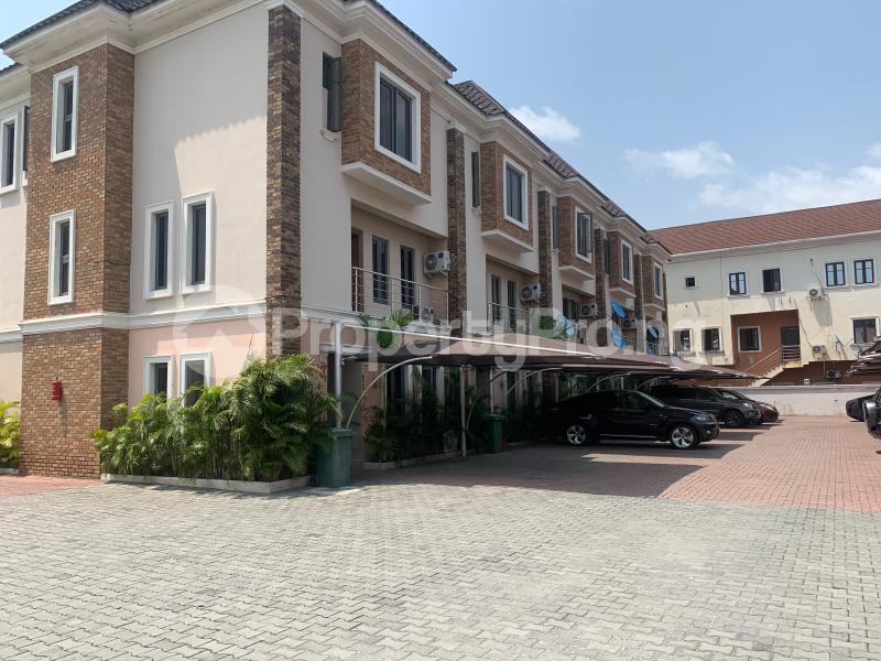4 bedroom House for rent Off Kusenla Ikate Lekki Lagos